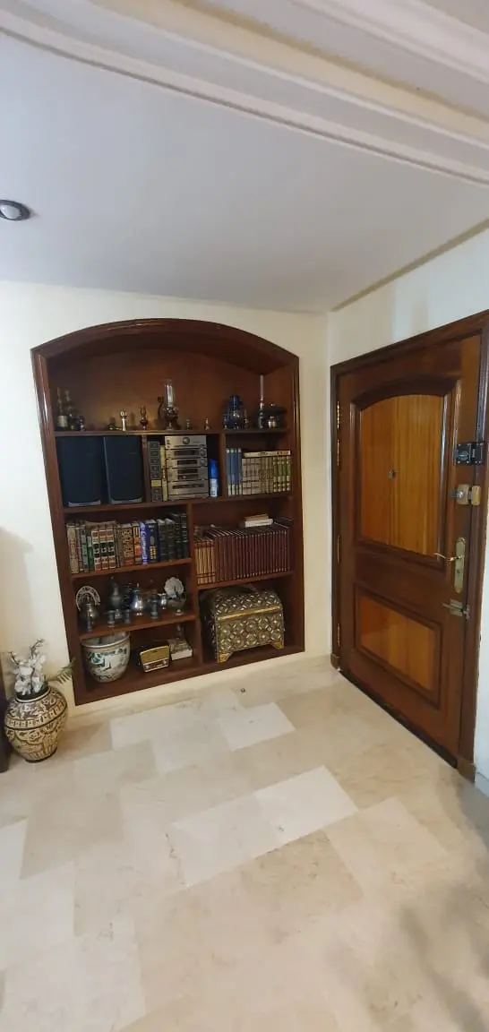Appartement 4 chambres à vendre à Centre-Ville — 2 300 000 DH - Photo 2