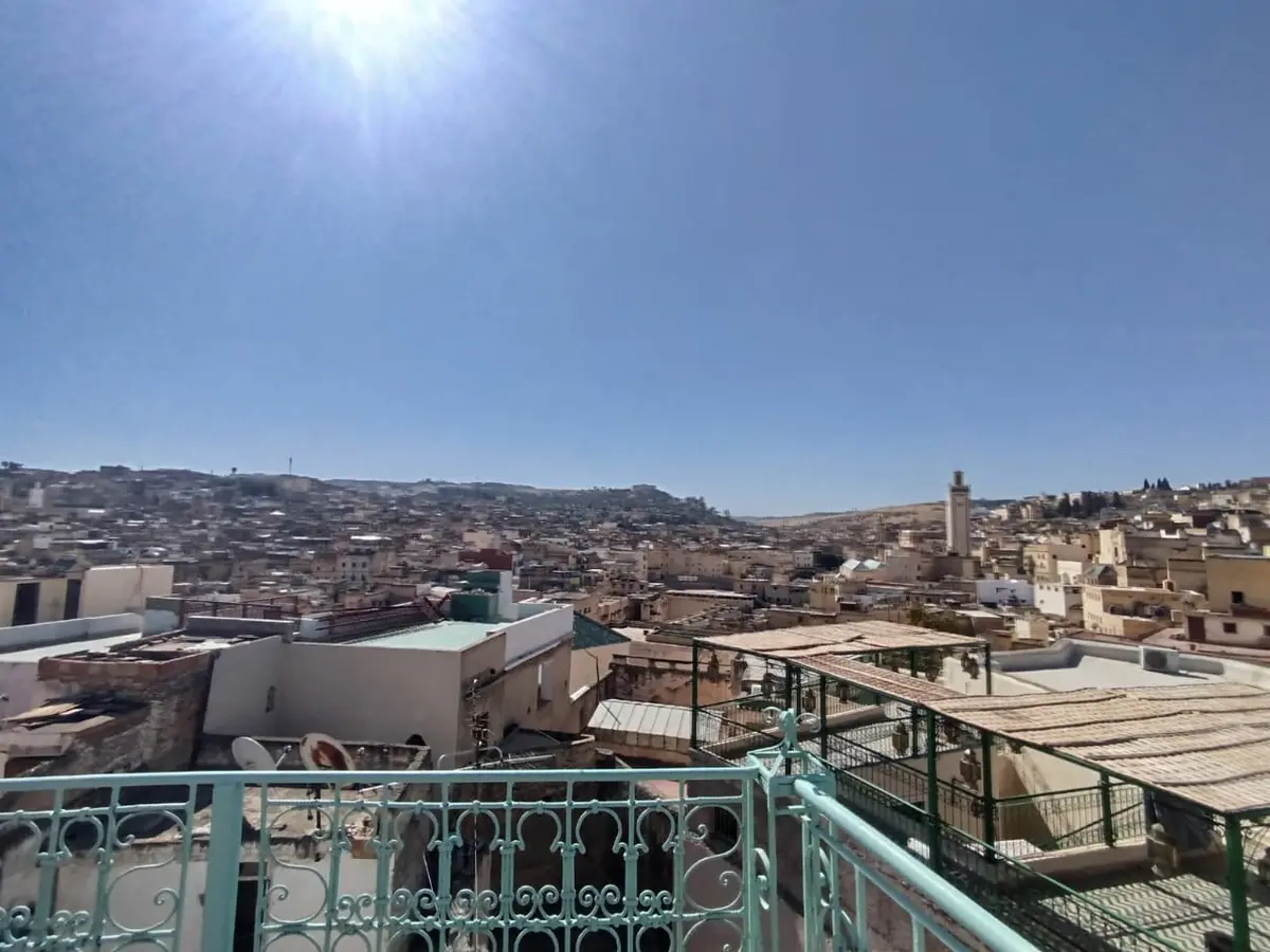 Rez-de-chaussée 6 chambres à vendre à Rcif — 2 400 000 DH - Photo 1