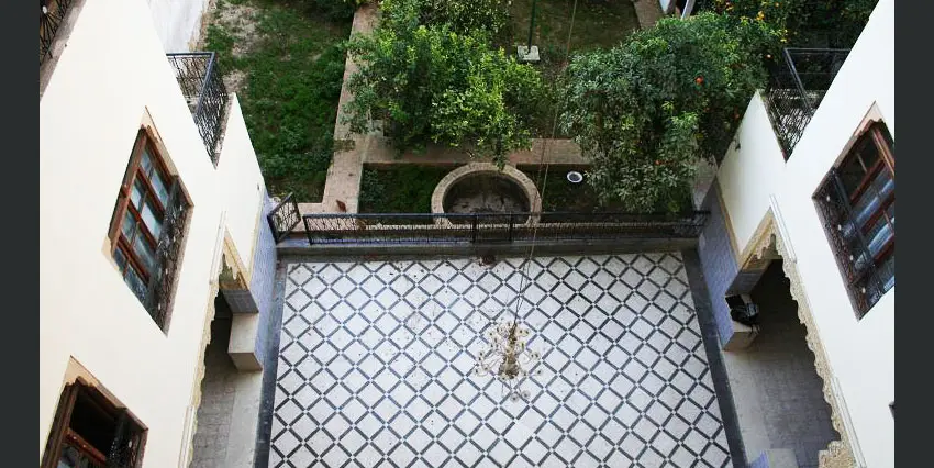 Riad 12 chambres à vendre à Fès — 5 000 000 DH - Photo 10