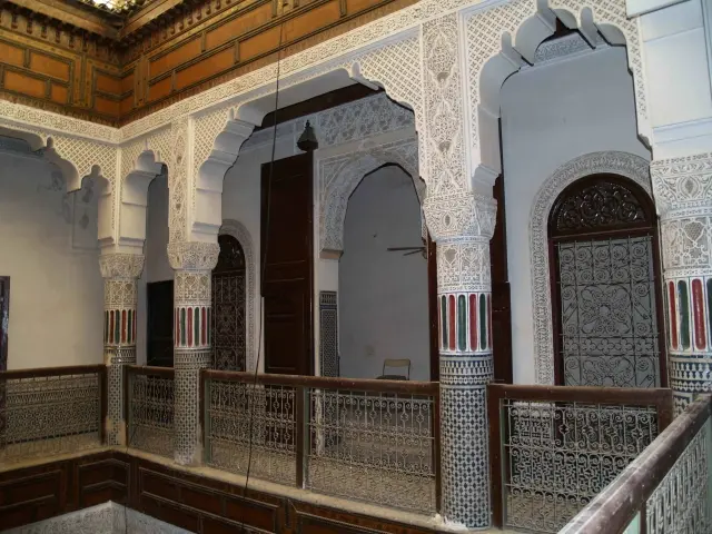 Maison 9 chambres à vendre à Bab Khoukha — 2 500 000 DH - Photo 7