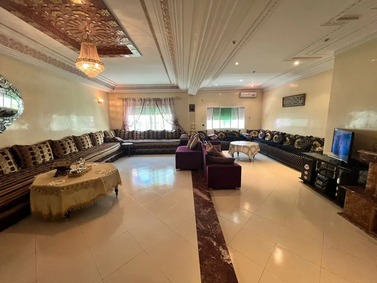 Appartement 3 chambres à vendre à Fès — 900 000 DH - صورة 1