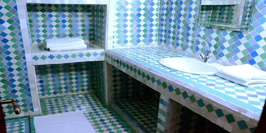 Riad 8 chambres à vendre à Fès — 5 500 000 DH - Photo 1