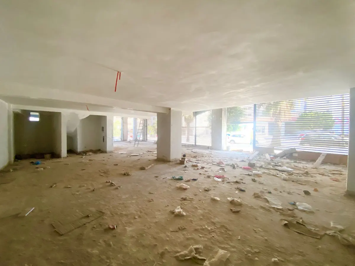 Local commercial à vendre à Avenue des FAR — 7 370 000 DH - صورة 2