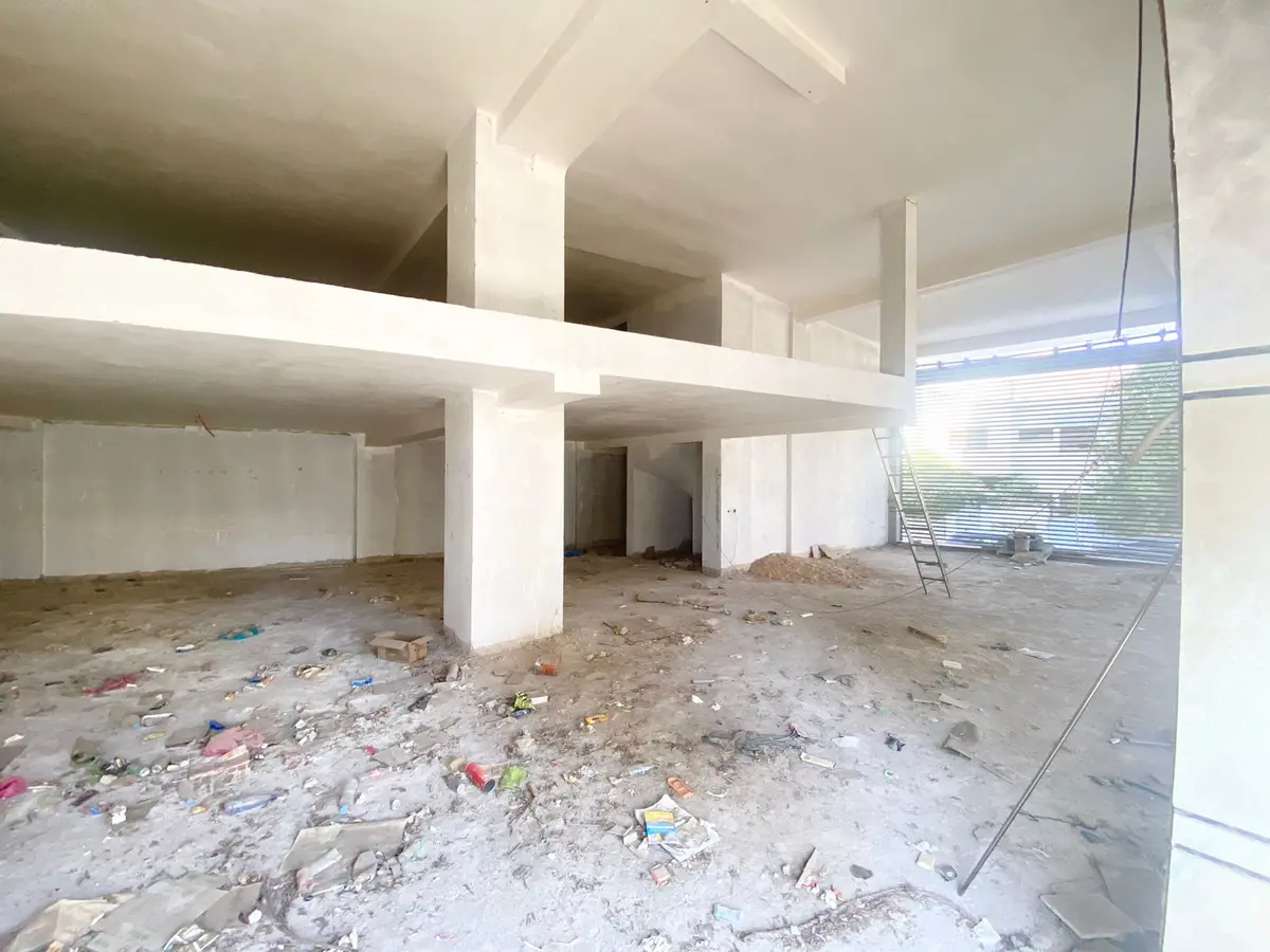 Local commercial à vendre à Avenue des FAR — 7 370 000 DH - صورة 3