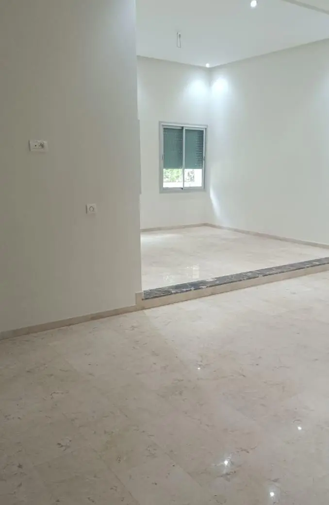 Appartement 3 chambres à vendre à Bourmana — 930 000 DH - صورة 1