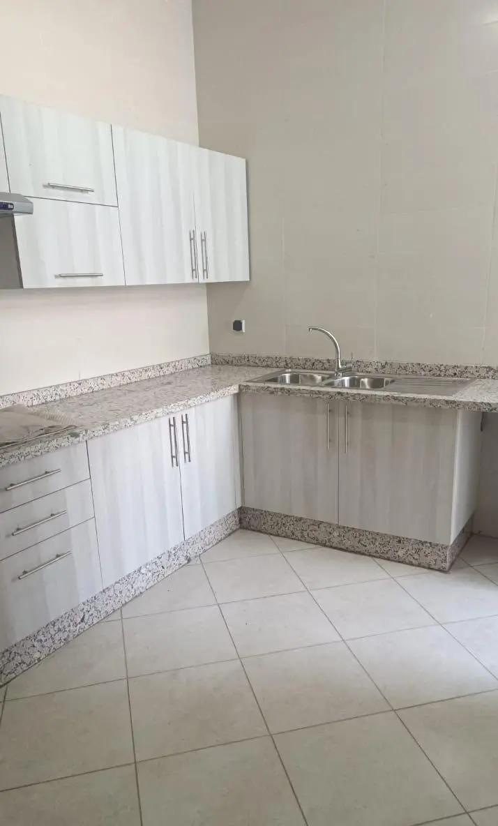 Appartement 3 chambres à vendre à Bourmana — 980 000 DH - صورة 1