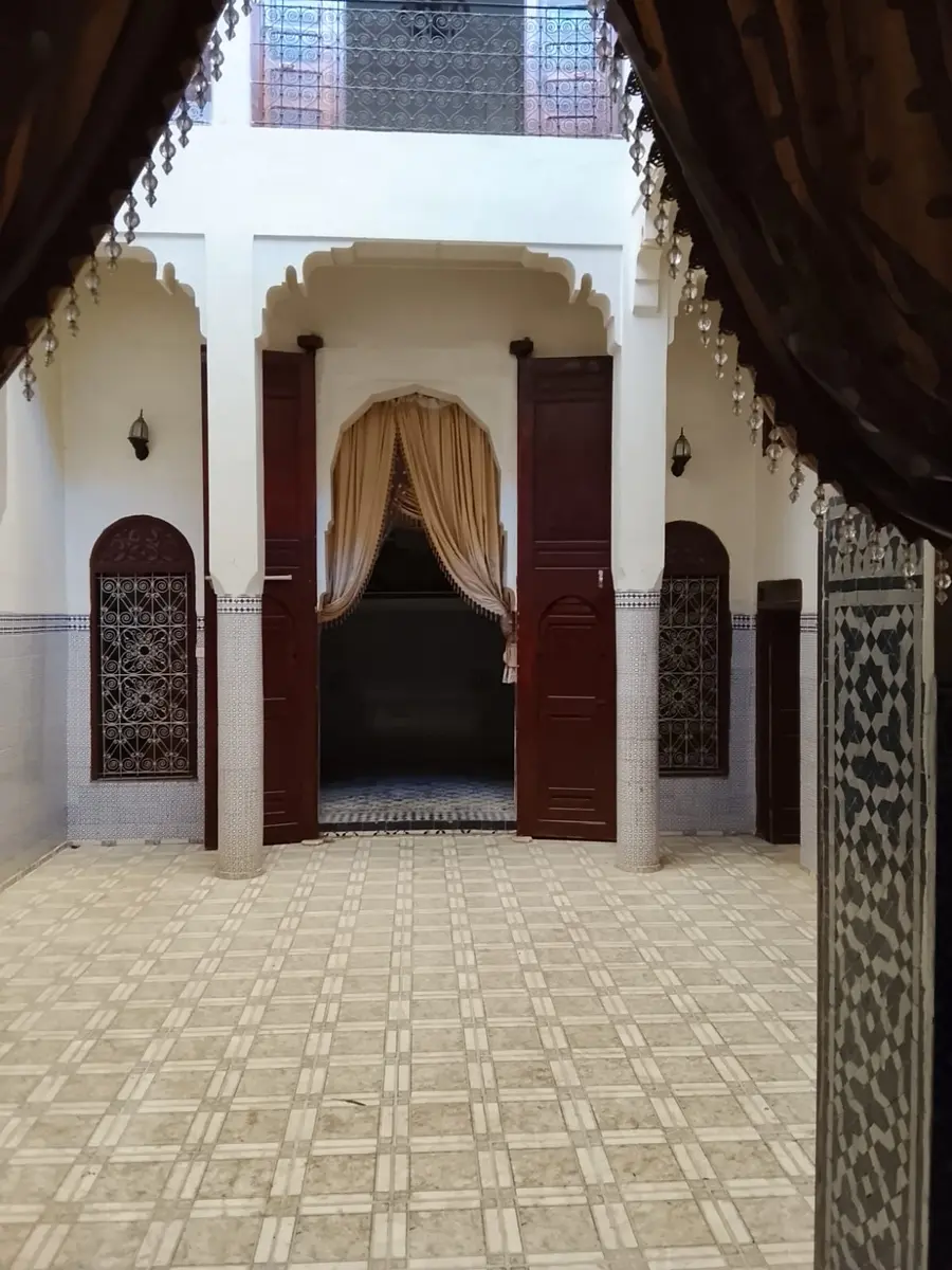 Maison 12 chambres à vendre à Bab Jdid — 1 800 000 DH - Photo 2