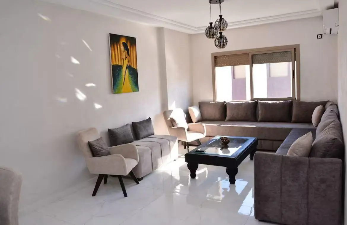 Appartement 2 chambres à vendre à Hay Al Azhar — 5 700 DH - Photo 1