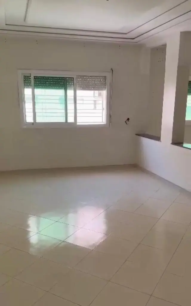 Appartement 3 chambres à vendre à Narjis — 960 000 DH - Photo 1