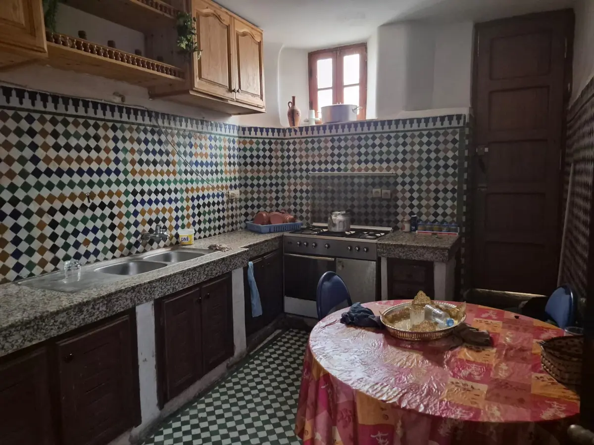 Maison 9 chambres à vendre à Batha — 4 000 000 DH - Photo 10