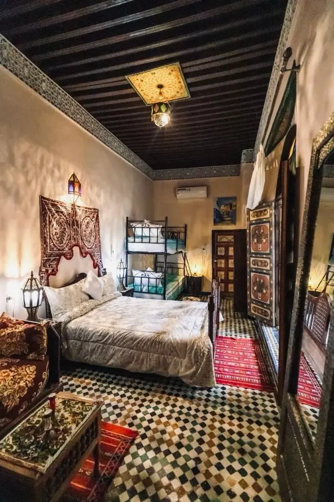 Riad 6 chambres à louer à Rcif — 17 000 DH/mois - Photo 1