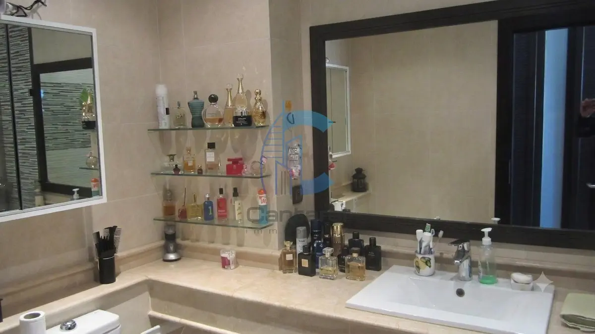 عين الذياب – مسكن فاخر مع حمام سباحة وحديقة وأمن على مدار 24 ساعة - detail.photo 7