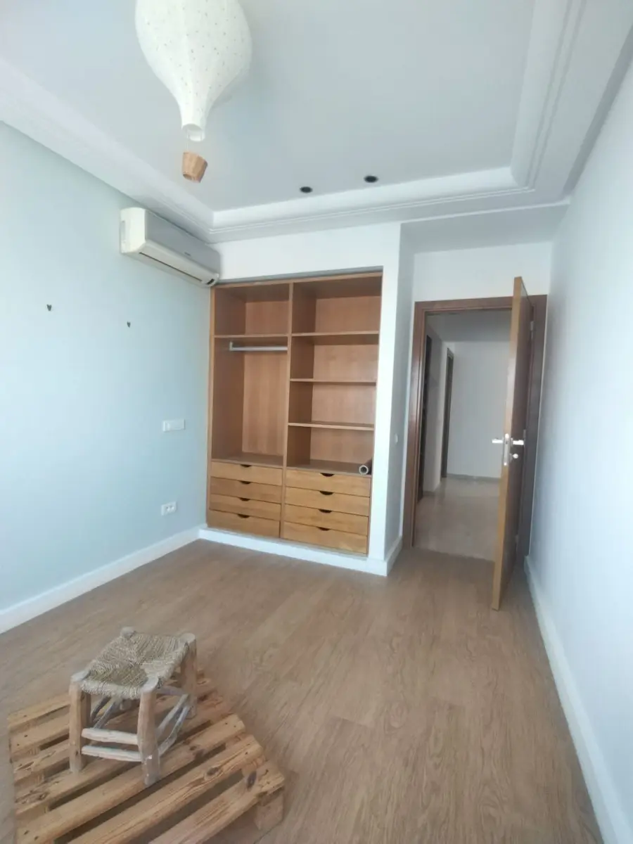 GAUTHIER – PLACE OLLIER | BEAUTIFUL SEMI-FURNISHED APARTMENT WITH PANORAMIC VIEW - detail.photo 8