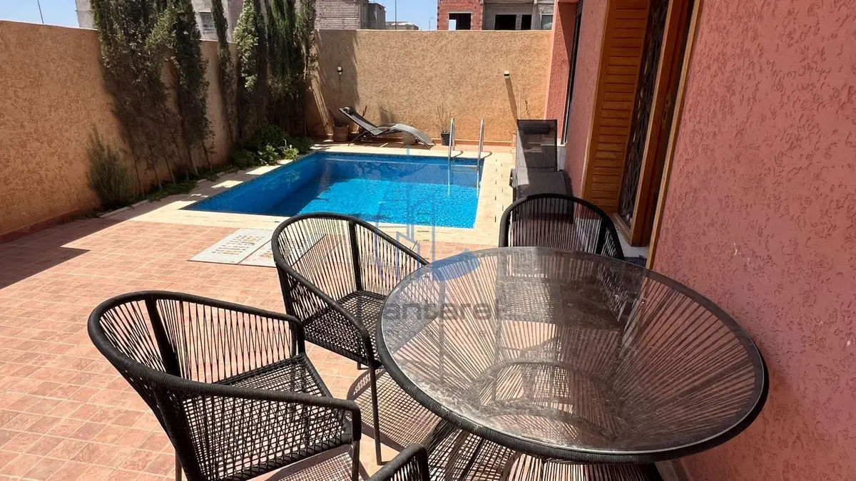 4 BEDROOM VILLA SOLD FURNISHED WITH POOL - ROUTE OUARZAZATE - detail.photo 5