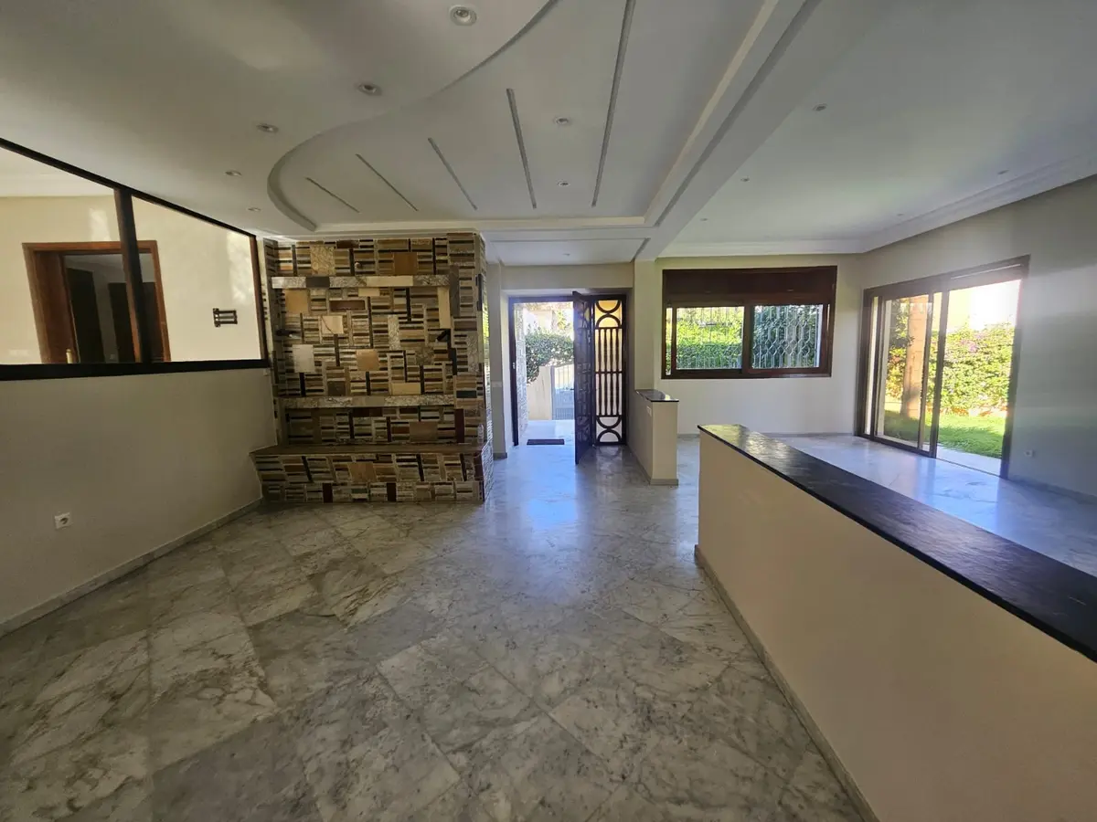 MAGNIFICENT EMPTY VILLA FOR RENT -CIL- - detail.photo 5
