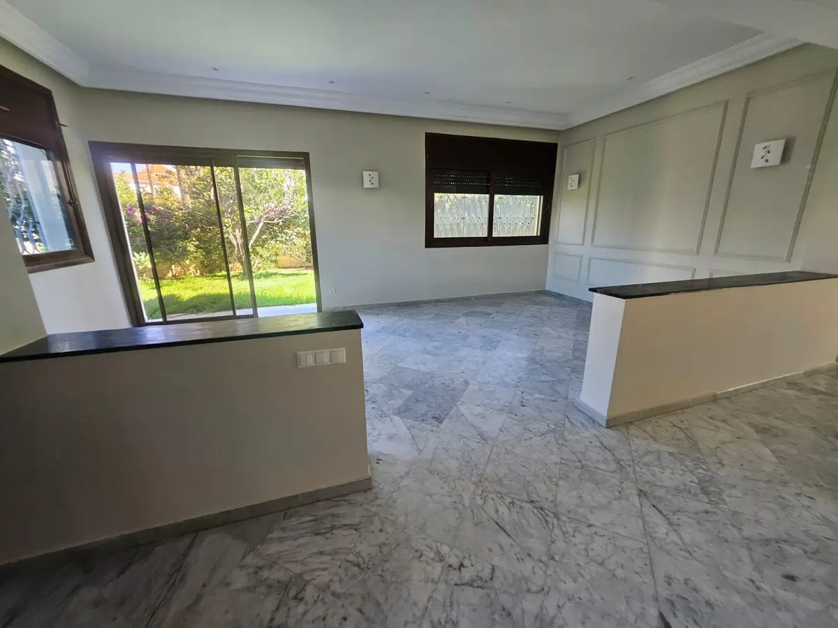MAGNIFICENT EMPTY VILLA FOR RENT -CIL- - detail.photo 11
