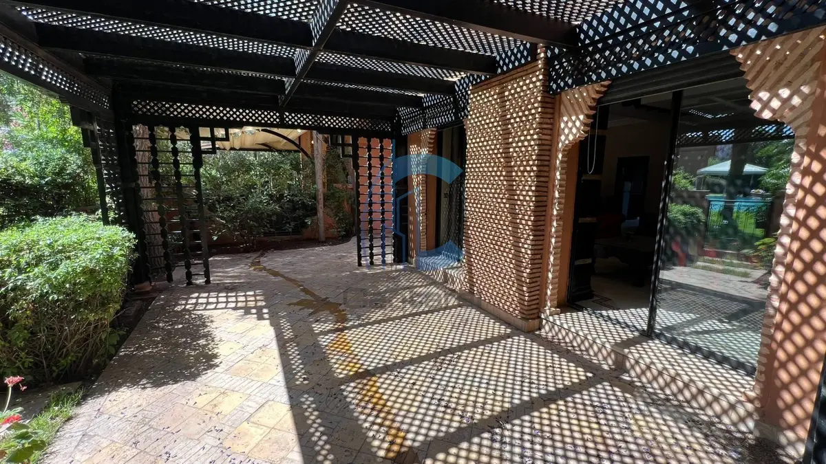 VILLA 4 CHAMBRES NON MEUBLÉE AVEC VUE PISCINE À VENDRE - ROUTE DE OUARZAZATE MARRAKECH - detail.photo 15