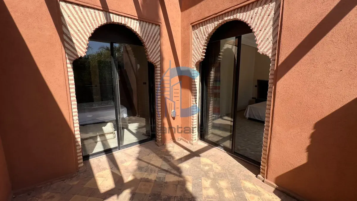 VILLA 4 CHAMBRES NON MEUBLÉE AVEC VUE PISCINE À VENDRE - ROUTE DE OUARZAZATE MARRAKECH - detail.photo 23