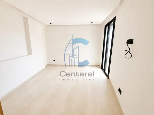Studio neuf jamais habité à louer – Quartier Oasis