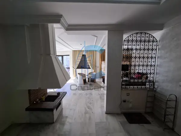 Appartement à la location dans le quartier Palmier à Casablanca avec terrasses