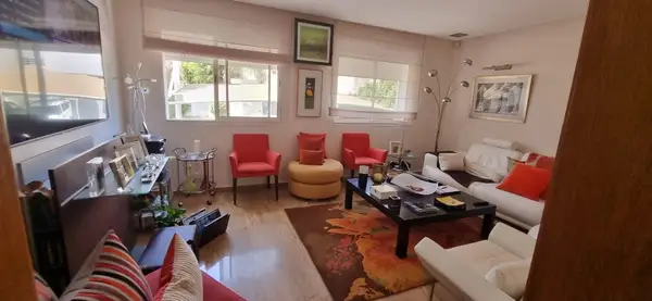 Appartement à la vente à Casablanca Ain Diab quatre chambres