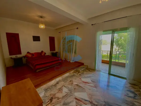 Villa à la location au Golf de Benslimane avec piscine et jardin