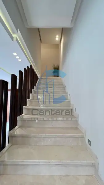 Villa for sale in Marrakech on three levels with garden - Photo 2