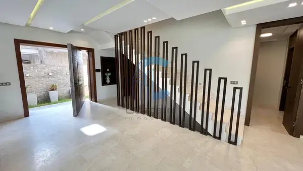 Villa for sale in Marrakech on three levels with garden - Photo 10
