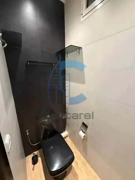 Appartement à la location de trois chambres à Casablanca dans le quartier Racine - Photo 1