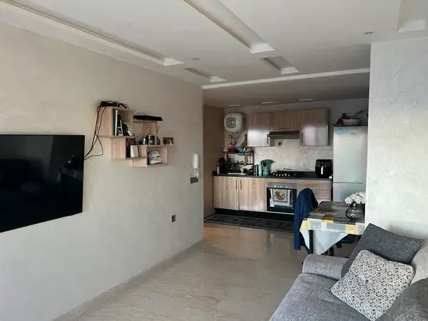 Studio Meublé à Vendre/Louer à Casablanca Anoual | Terrasse & Parking