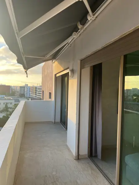 Studio Meublé à Vendre/Louer à Casablanca Anoual | Terrasse & Parking