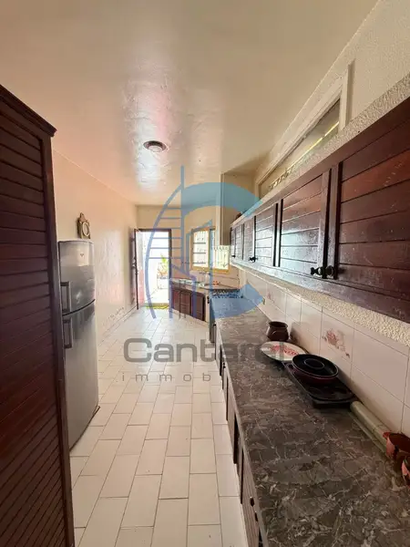 شقة بمساحة 154 مترًا مربعًا في بالمير الدار البيضاء مع فناء خاص ومدفأة - Photo 12