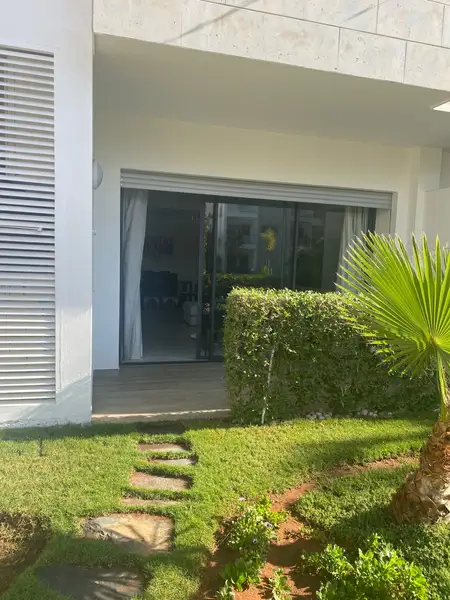 Appartement rez-de-jardin 93 m² avec piscine, terrasse et garage à Dar Bouazza - Photo 6