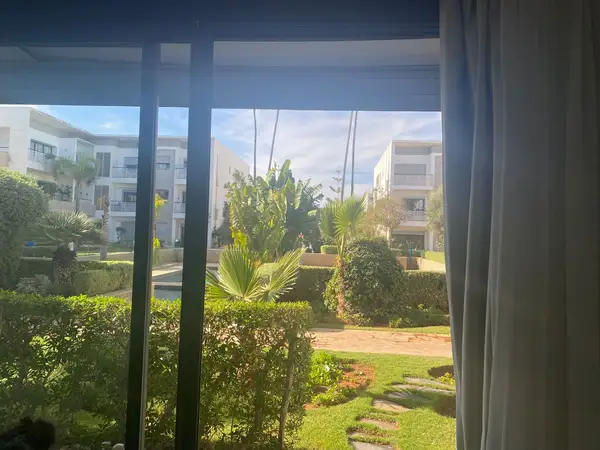 Appartement rez-de-jardin 93 m² avec piscine, terrasse et garage à Dar Bouazza - Photo 12