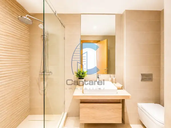 Appartement meublé 94 m² à Bourgogne Ouest, 2 chambres, vue résidente - Photo 1