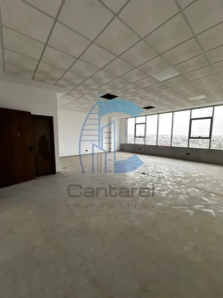 75 m² office in Sidi Maarouf Casablanca, 3rd floor with parking - Photo 1