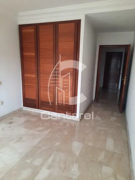 Appartement spacieux 140 m2 à La Gironde 3 chambres 2 salles de bain garage - Photo 6