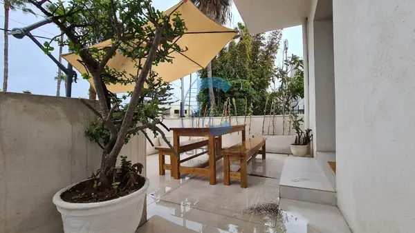 Appartement studio de 54 m² avec terrasse à Ain Diab - Photo 1