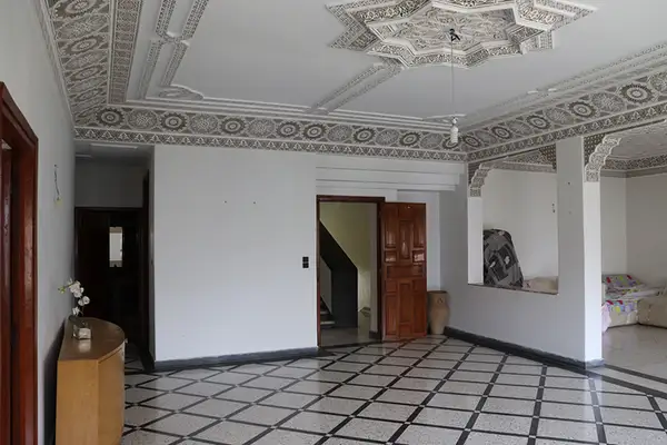 Villa 6 chambres à vendre à Route Aïn Chkef — 3 000 000 DH - Photo 5