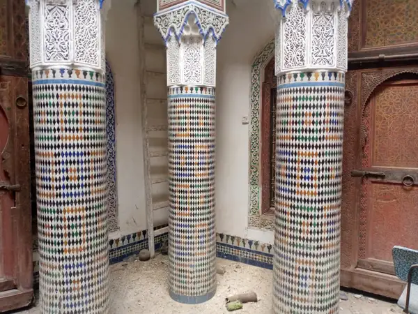Maison 9 chambres à vendre à Fès — 1 800 000 DH - Photo 1