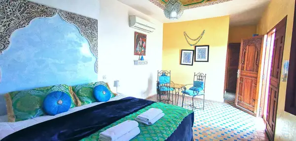 Riad 6 chambres à vendre à Batha — 5 500 000 DH - Photo 3