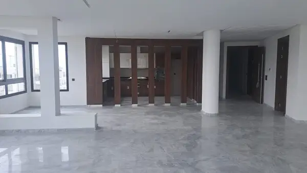 Appartement 4 chambres à vendre à Champs de Courses — 2 275 000 DH - Photo 3