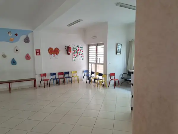 Local commercial 11 chambres à vendre à Route Aïn Chkef — 3 600 000 DH - Photo 11