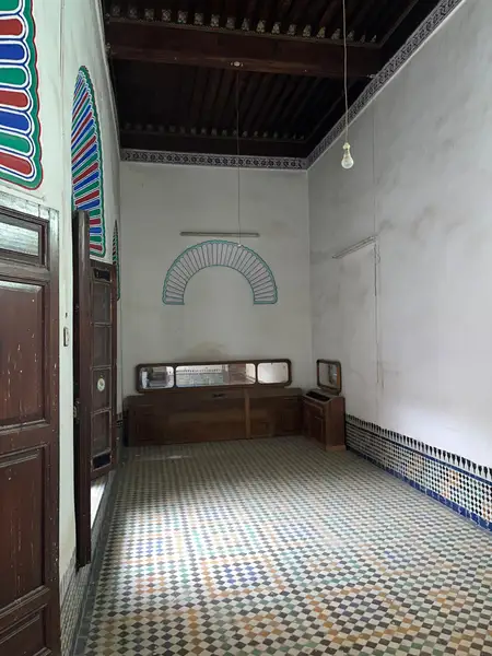 Maison 8 chambres à vendre à Batha — 6 500 000 DH - Photo 2