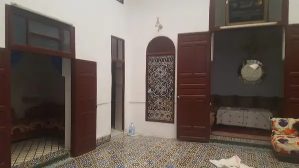Maison 10 chambres à vendre à Bouajjara — 2 800 000 DH - Photo 1