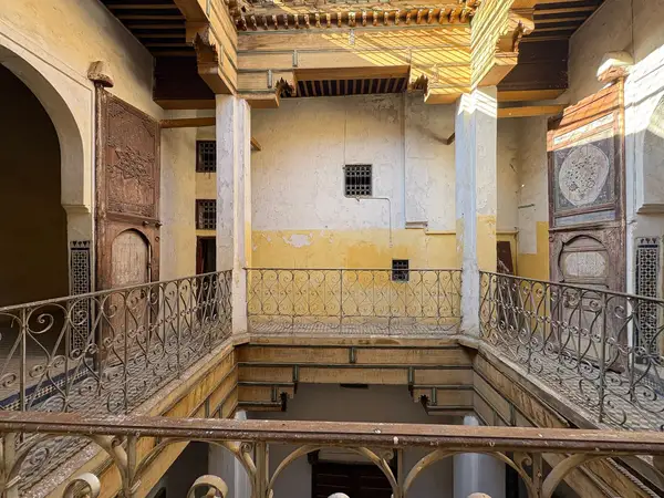 Maison 5 chambres à vendre à Bab Jdid — 1 400 000 DH - Photo 2