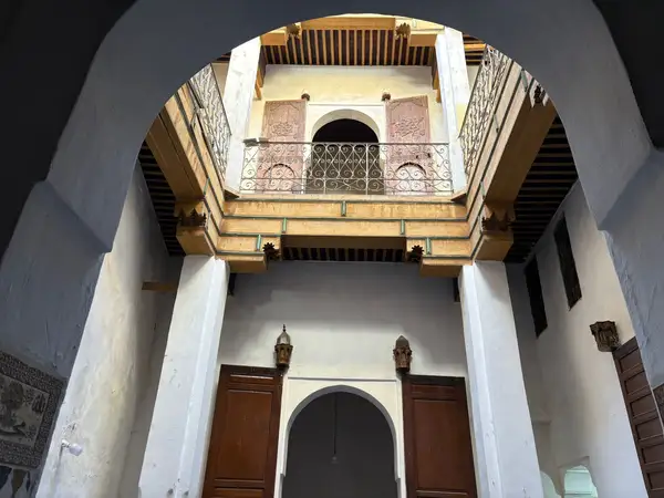 Maison 5 chambres à vendre à Bab Jdid — 1 400 000 DH - Photo 3