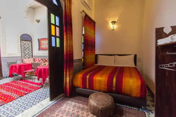 Riad 5 chambres à vendre à Rcif — 2 000 000 DH - Photo 2