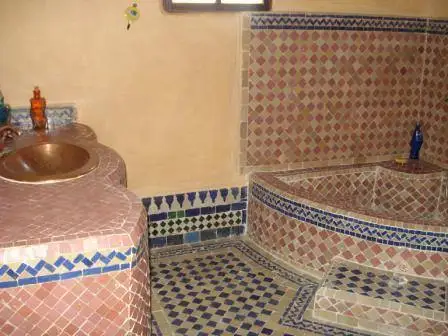 Maison 6 chambres à louer à Batha — 20 000 DH/mois - Photo 9