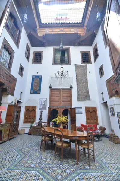 Riad 6 chambres à vendre à Fès — 3 000 000 DH - Photo 4